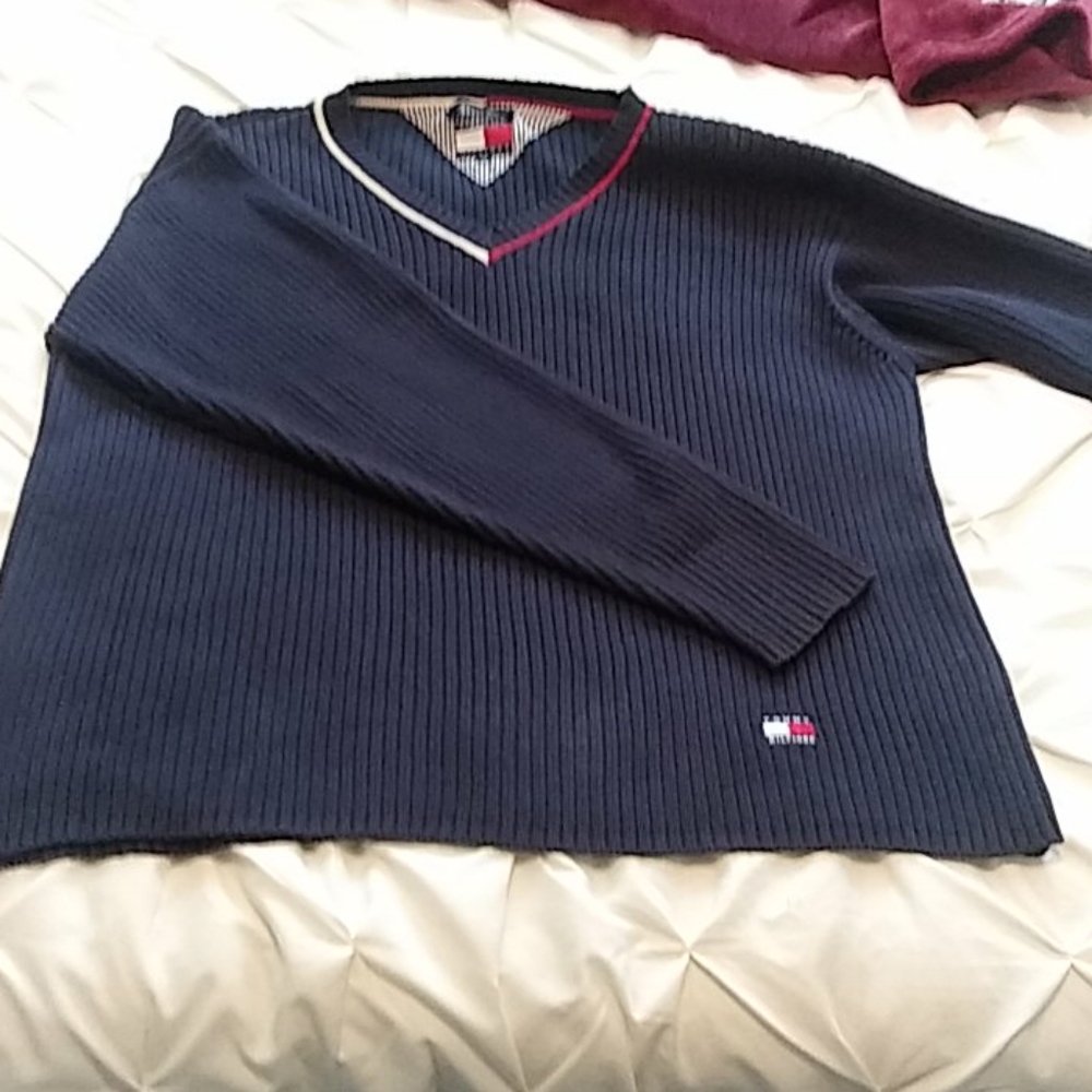 Tommy Hilfiger sweater